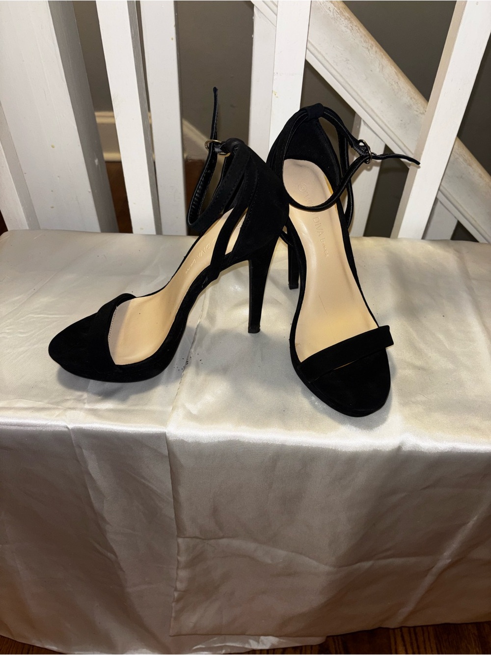 Women's Black Suede High Heel Ankle Strap Sandals size 6
